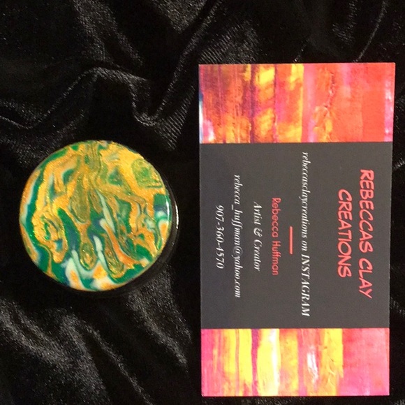 Glow in the Dark lipgloss container - Picture 3 of 4